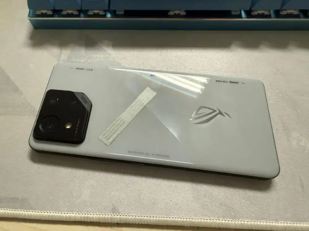 ROG Phone 8 12/256 Grey