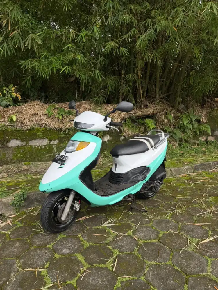 Kymco Trend 125 Tahun 2000