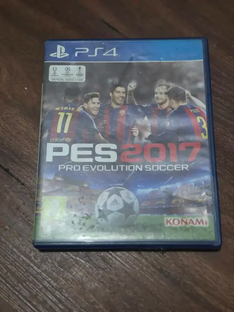 Kaset Game PS4 - Pro Evolution Soccer (PES) 2017