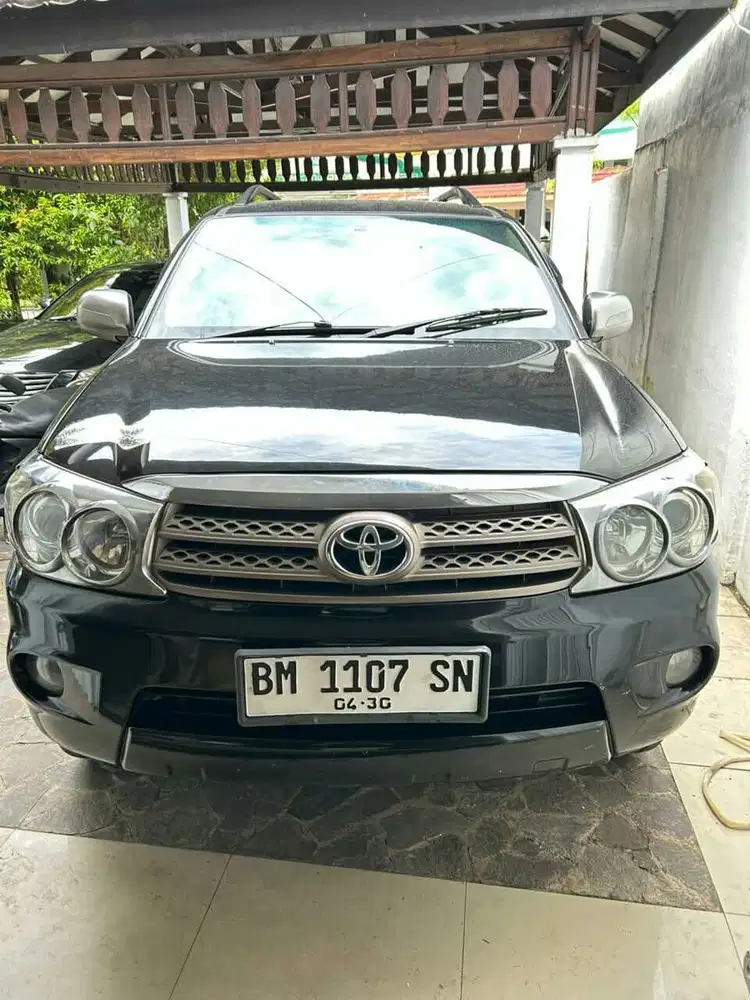 Toyota Fortuner 2009 Bensin
