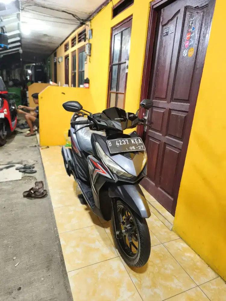 Bissmillah dijual motor Honda Vario LED old 125cc 2017 istimewa