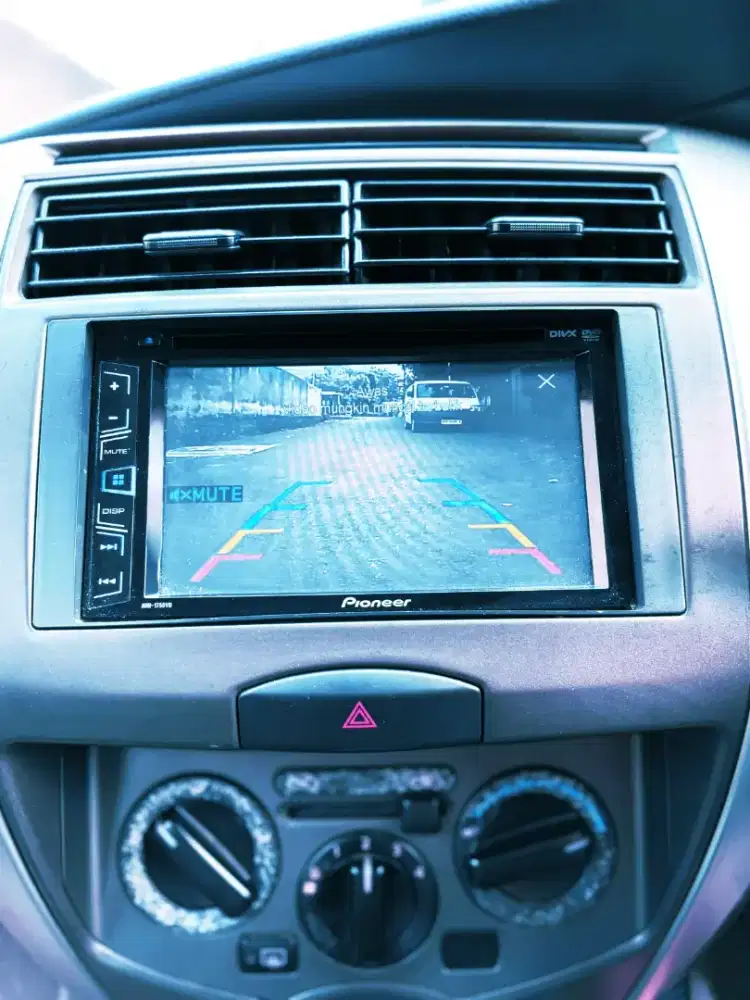 Nissan Livina 2012 Bensin