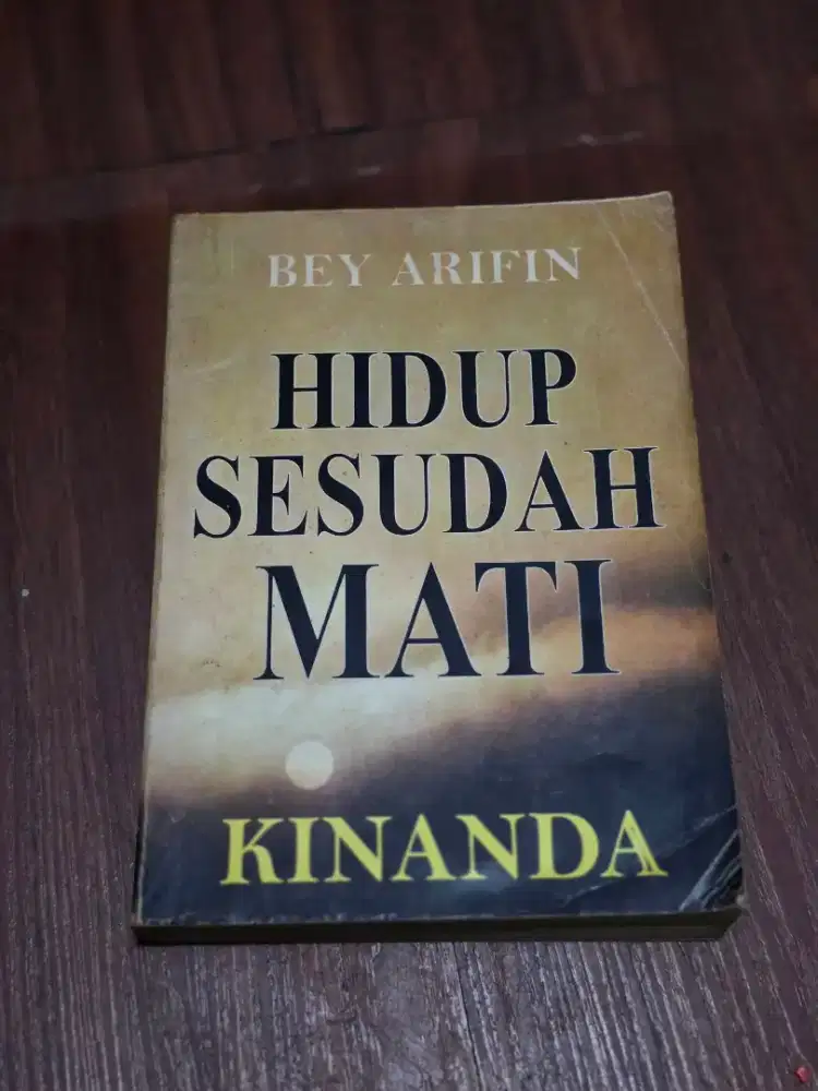 Buku Hidup Sesudah Mati - Bey Arifin