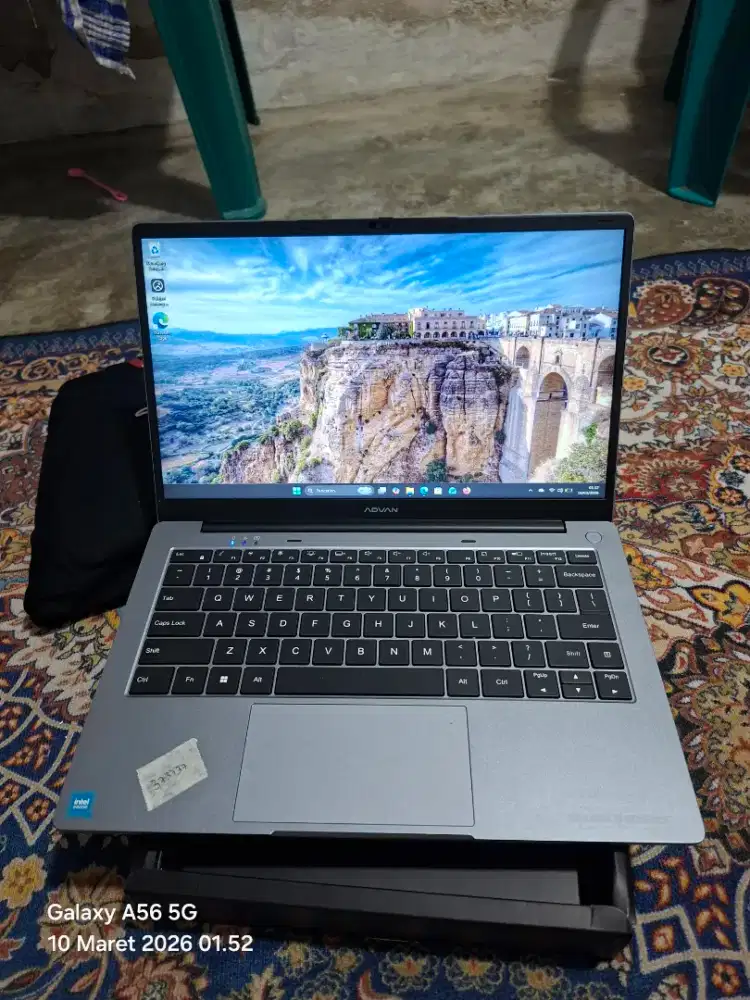 LAPTOP ADVAN TBOOK TRANSFORMER