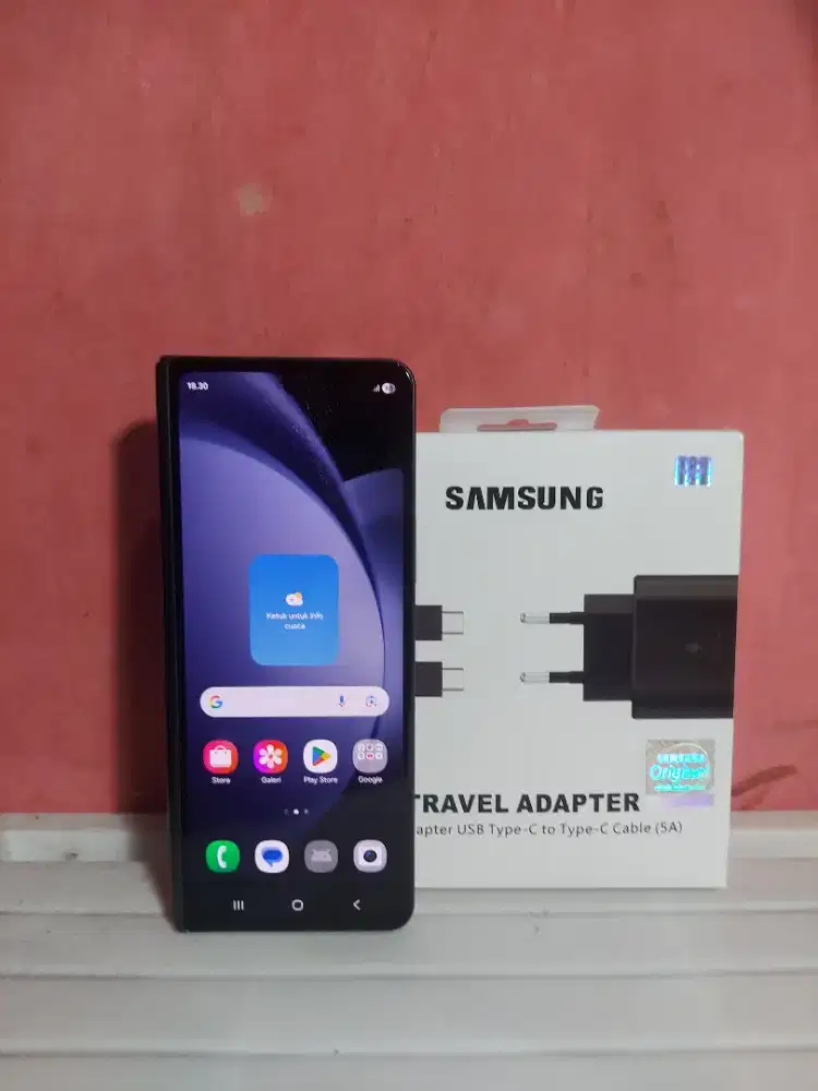 Samsung fold 5 512 hp cas