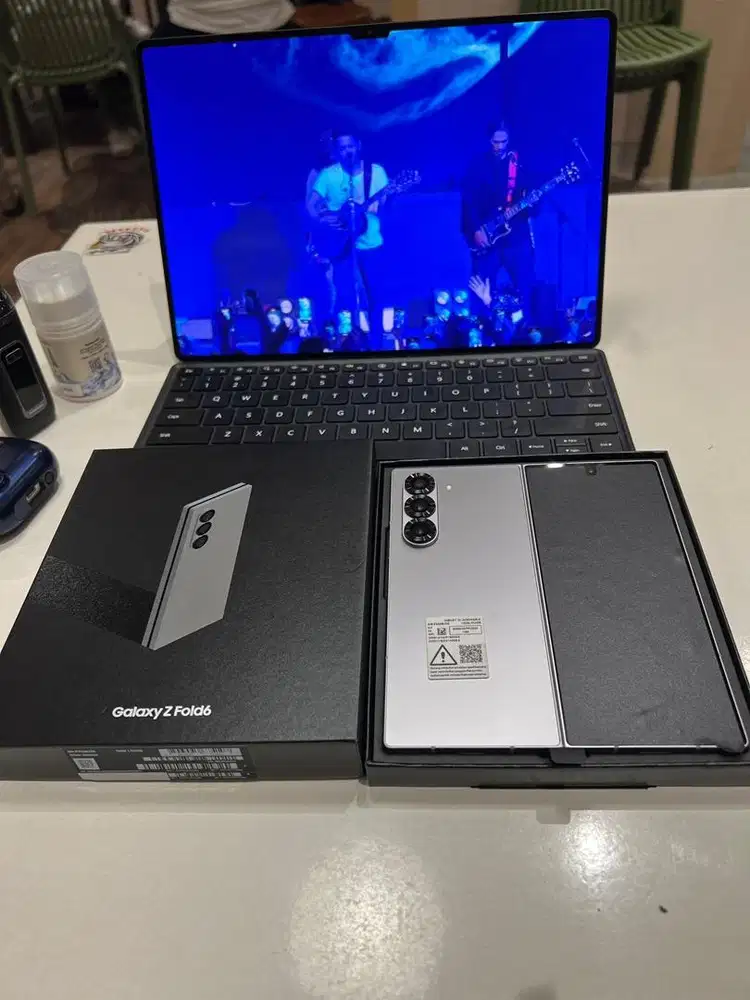 Samsung fold 6 512 silver shadow like new ex resmi sein