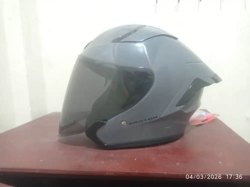 Helm hrv proton uk M grey glossy