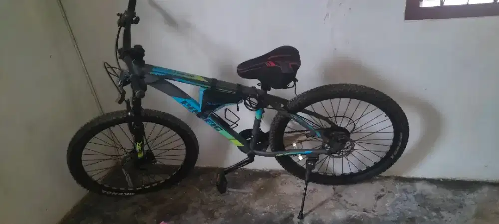 Sepeda Pasific Biru