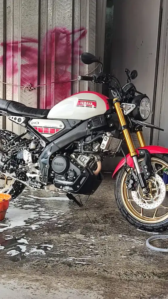 YAMAHA XSR KM 15.000