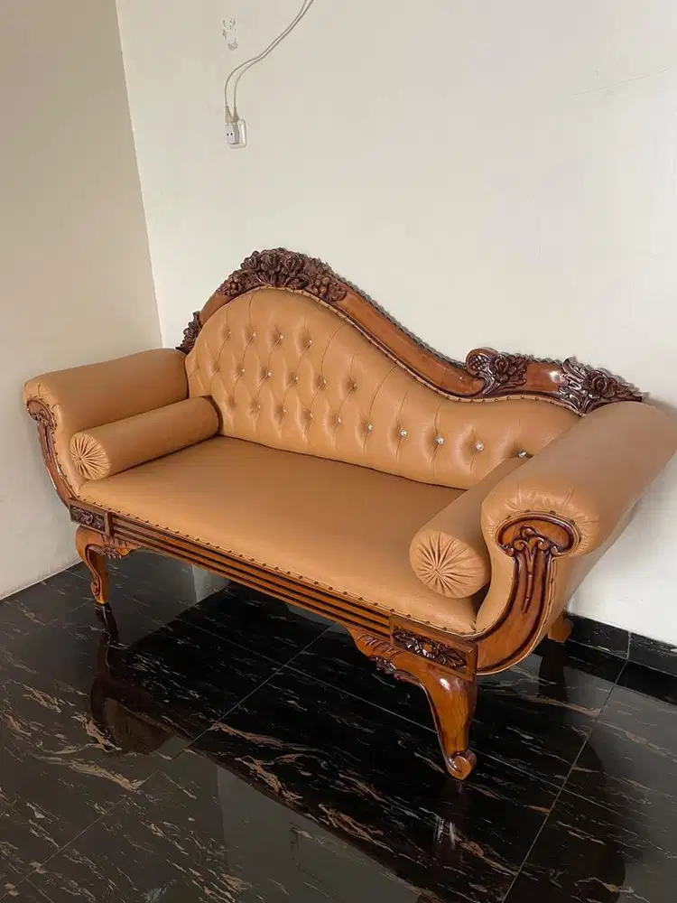 jual bekas Sofa santai Syahrini