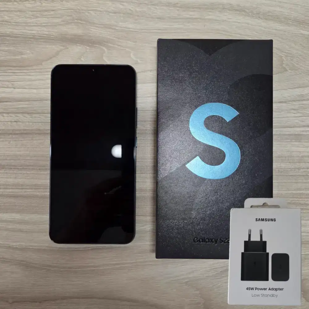 Samsung Galaxy S22 Plus 5G 8/256 GB + Free Charger Samsung 45 Watt Ori