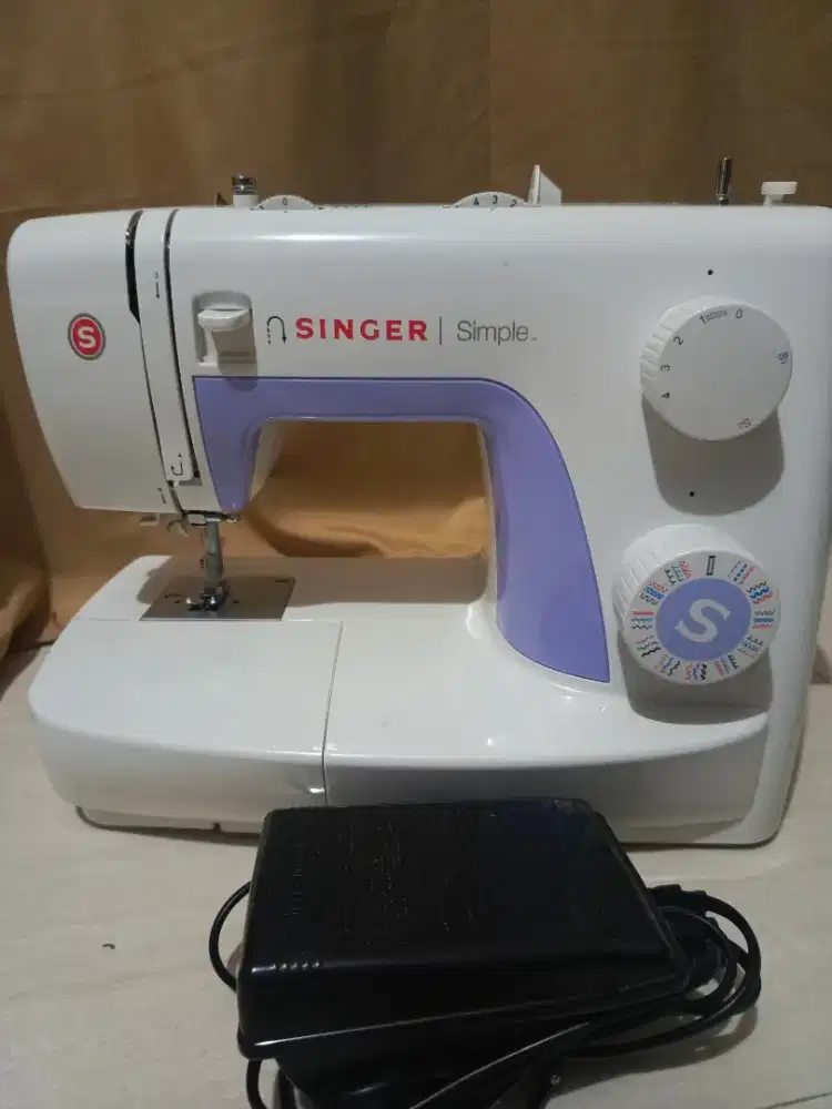 Mesin jahit singer 3232