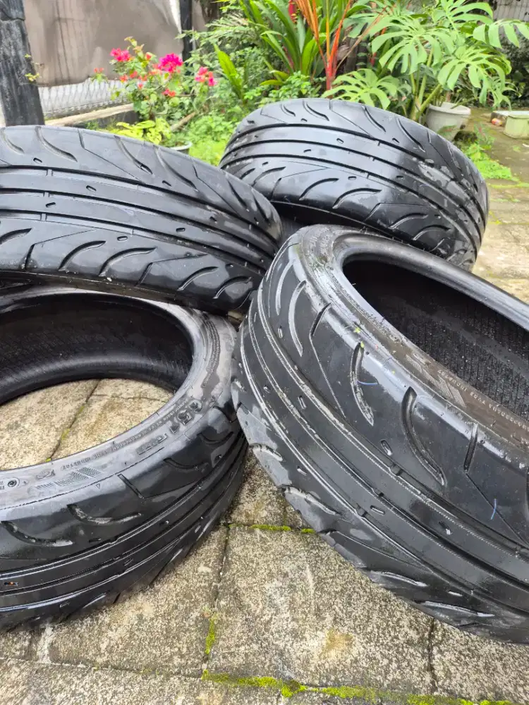 Ban semi slick 205 45 17 , 205/45/17