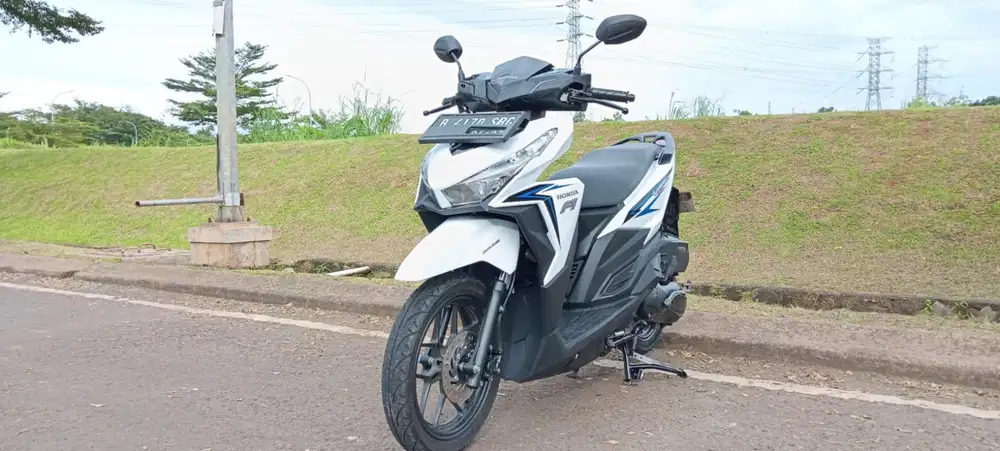 Honda Vario 125 LED Low KM 2017