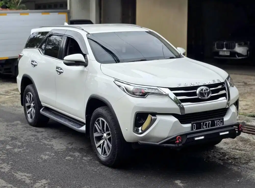 Toyota FORTUNER VRZ 2.4 AT 2016 KM 117rb FULLSET BANDUNG