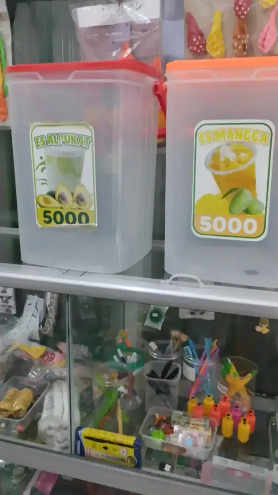 Jual murah 2 box es.