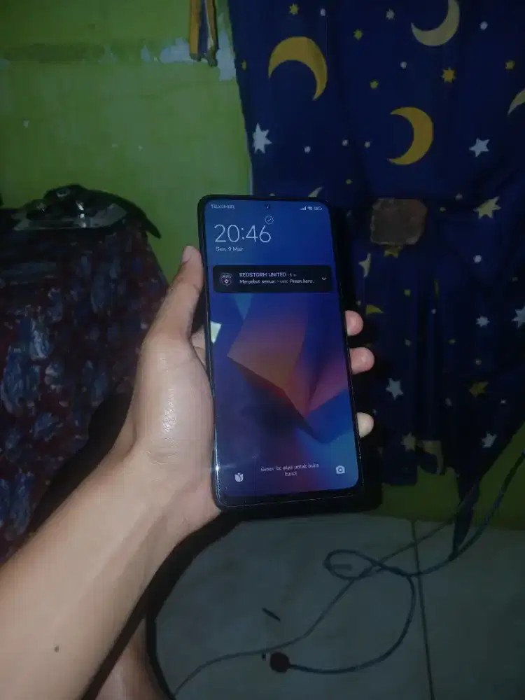 Redmi note 10 pro 
Kelengkapan hp dan casan 
Minus backdor rengang