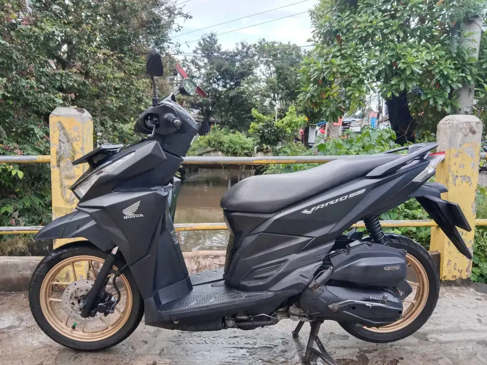 Honda Vario 150 fi th 2017 tinggal gass