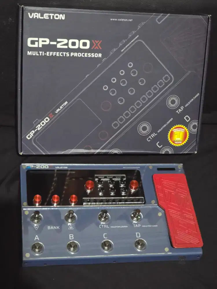 Efek gitar dan bass Valeton GP-200 X