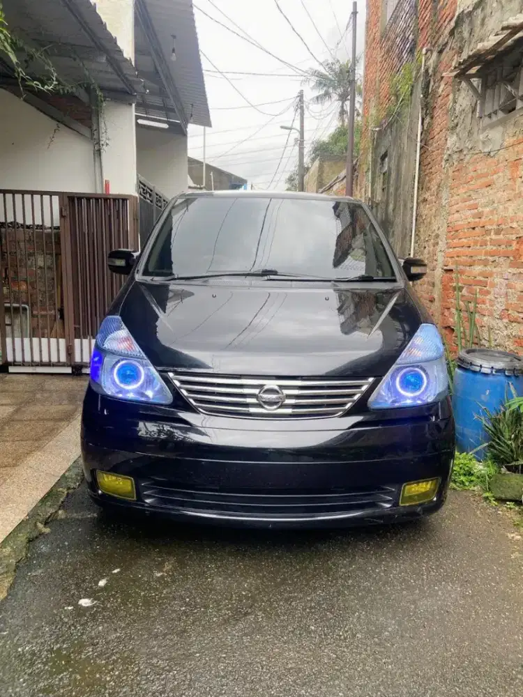 Nissan serena hws 2007