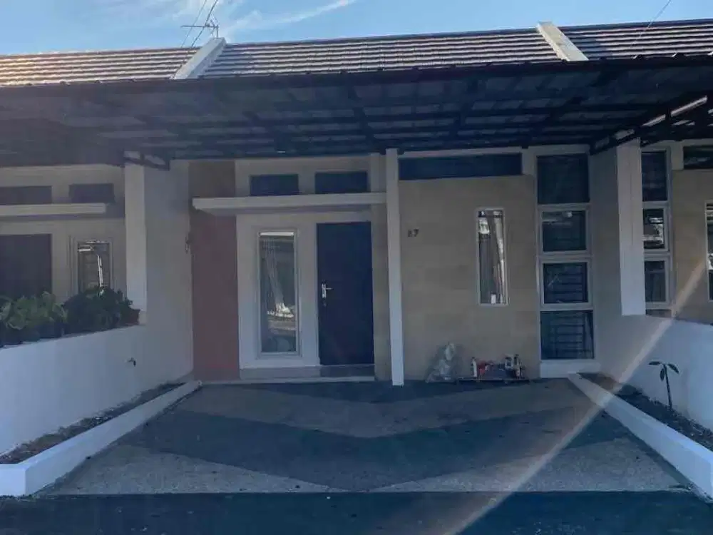 Tinggal Bawa Koper!! Rumah Furnished Dalam Cluster Ciganitri dekat STT Telkom Podomoro