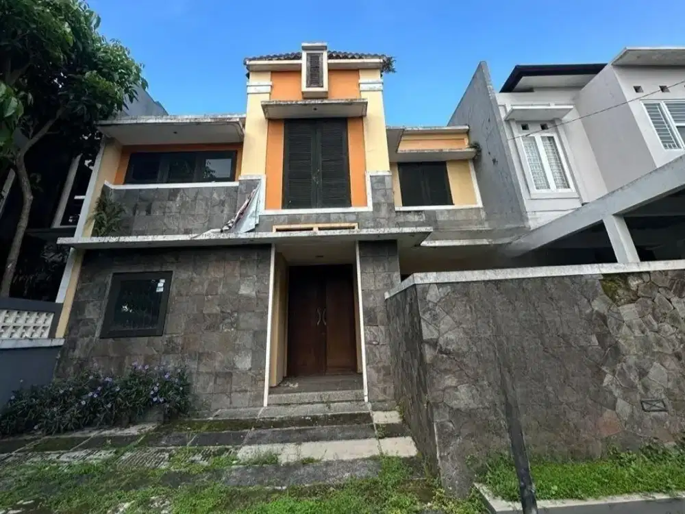 KESEMPATAN LANGKA! Ambil Rumah Hitung Tanah di Buahbatu Regency - Hanya 1,45 M Nego!