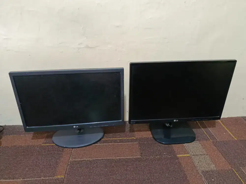dijual monitor LED LG 19in dan 20in normal jaya