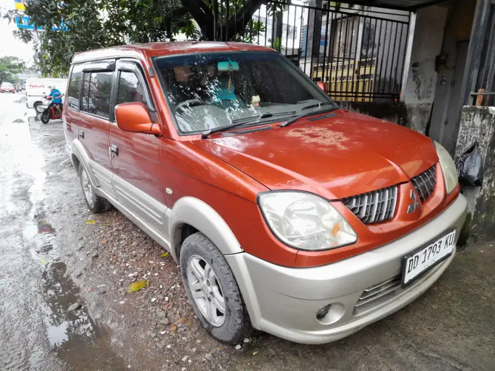 Jual Kuda Grandia th.2005 bensin