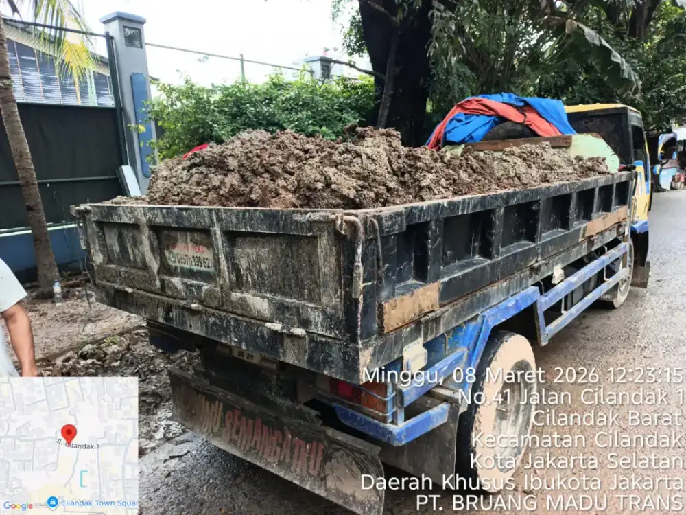 Jasa buang puing dan buang sampah