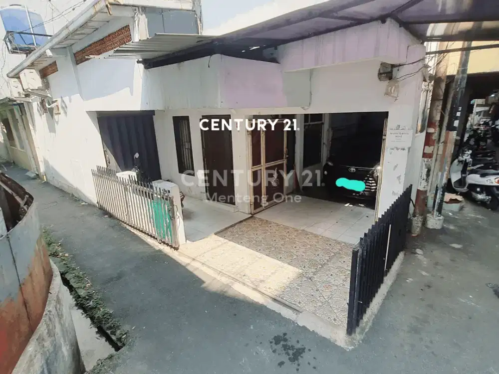 Rumah Tinggal Dengan Kos Aktif KH Moh Mansyur