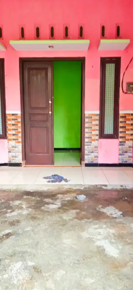 Disewakan rumah 2lantai