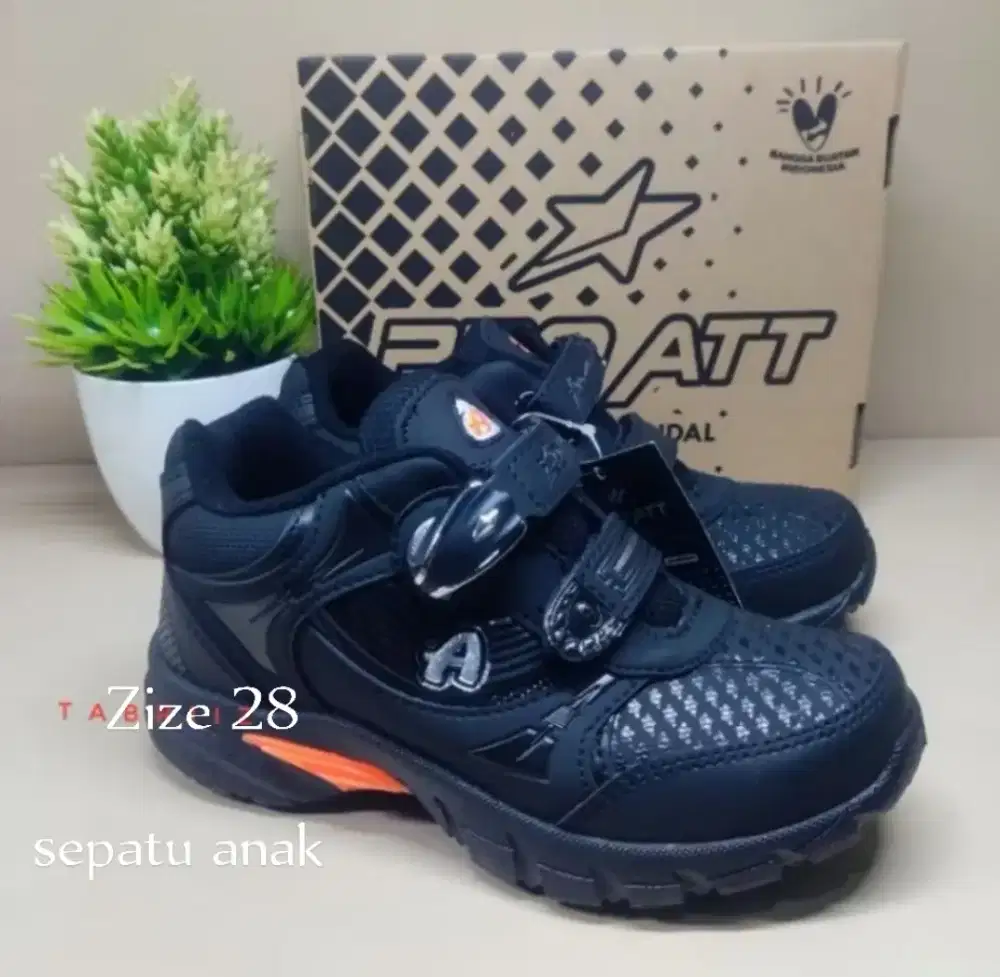 Sepatu anak size 28 merek ATT pro