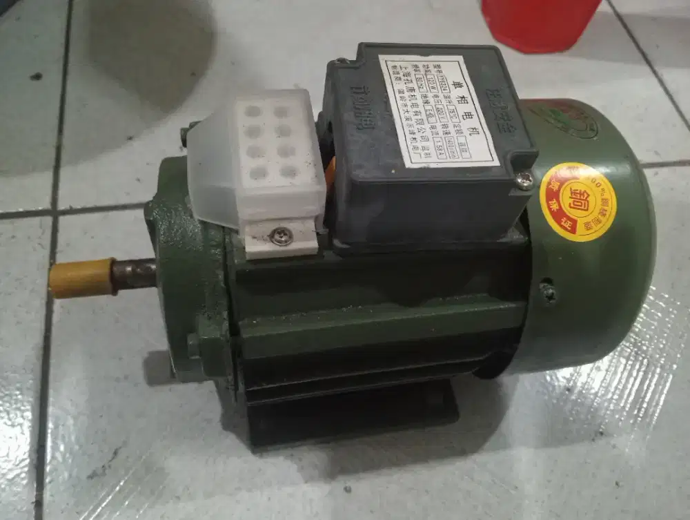 Dinamo 1 Phase 0,25 hp atau 1/4 hp . B3
