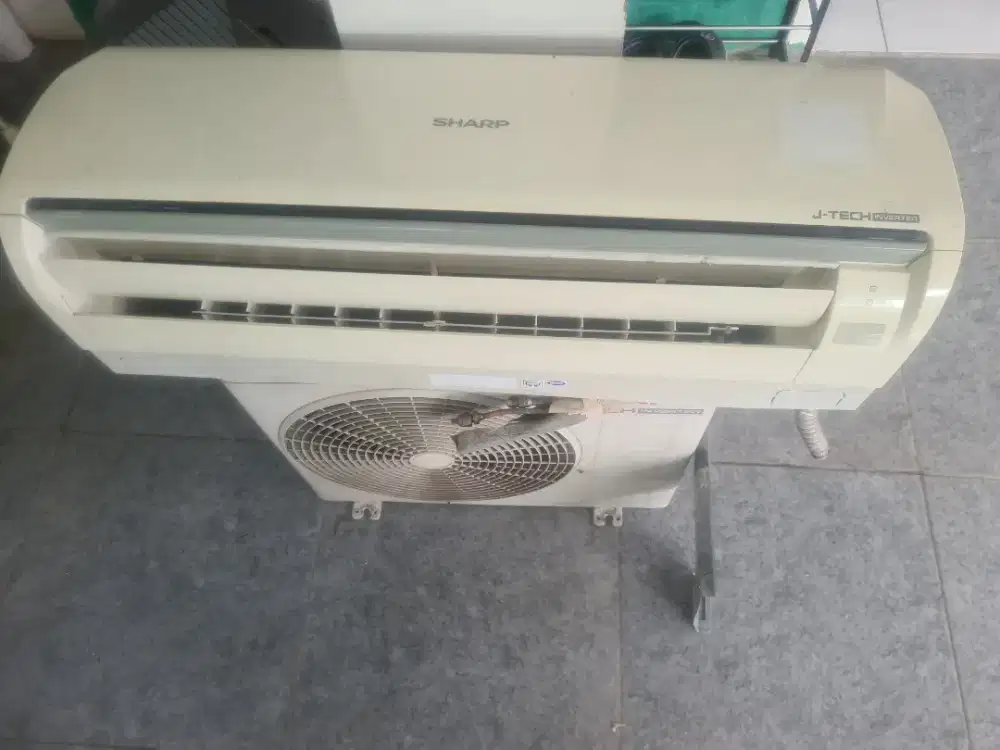 AC SHARP bekas 1/2pk jtech inverter