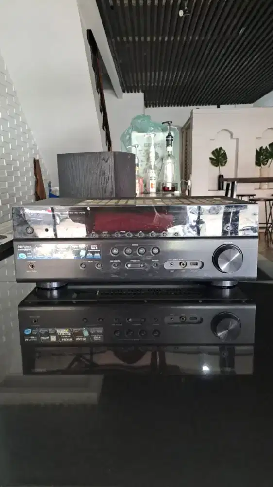 Yamaha Natural Sound AV Receiver RX-V575