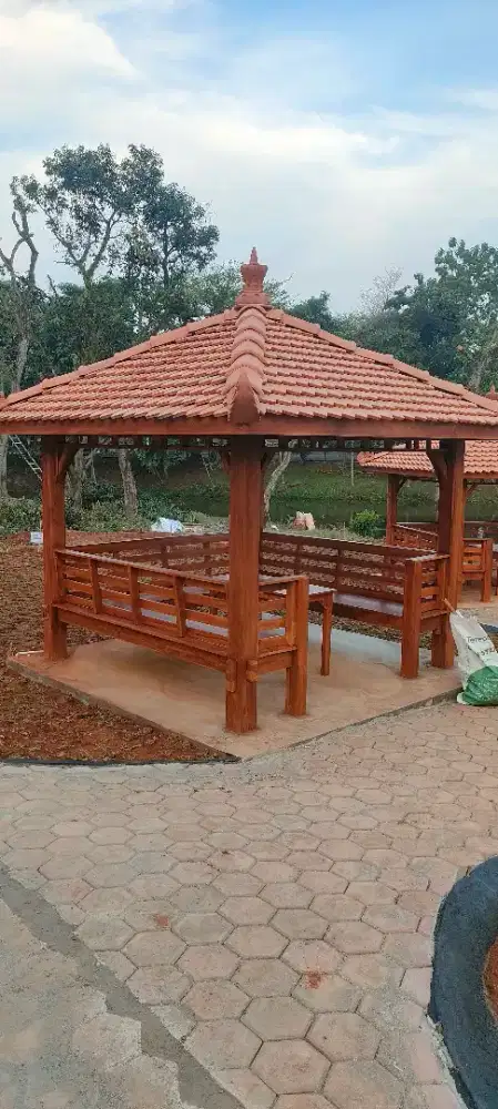 Gazebo ukuran 250*250 bahan kayu jati