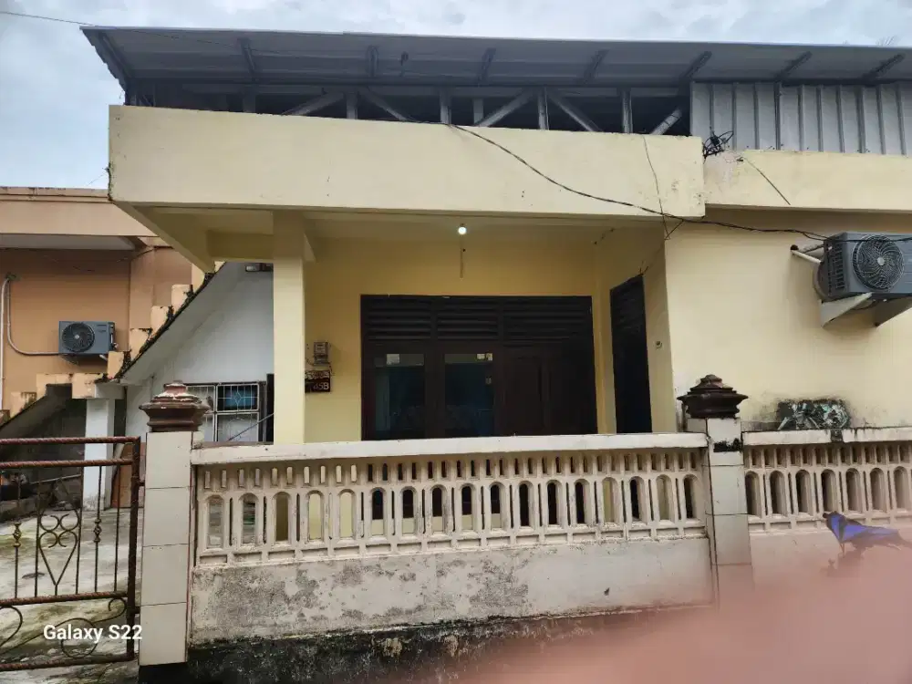 DIKONTRAKAN RUMAH 1 UNIT