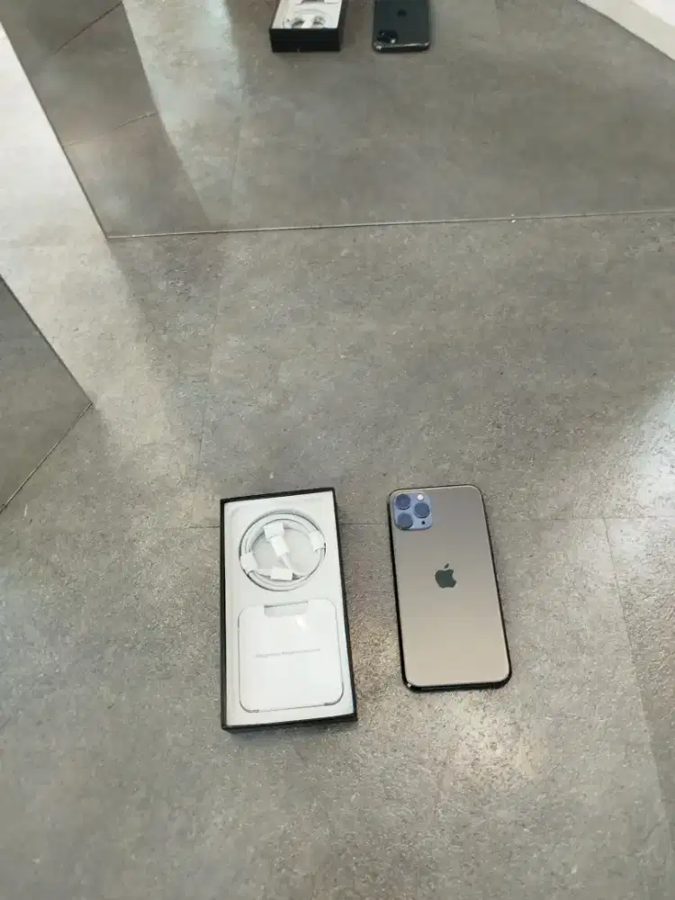 iPhone 11 pro 256gb terjamin sih