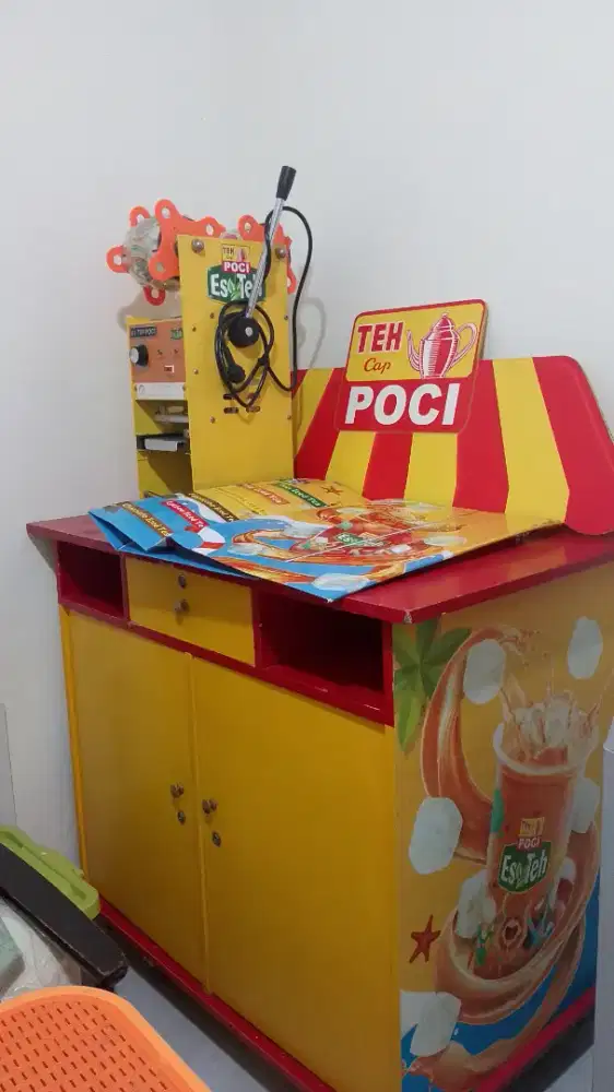 Booth kayu bagus+mesin Sealer + ice box (bonus teh 2pack+100pc)