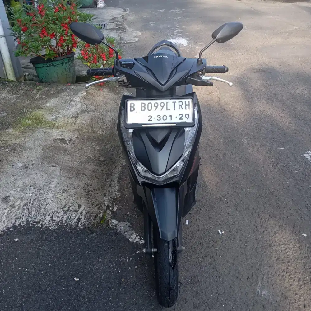 Dijual cepat motor honda beat 2023 bagus mulus