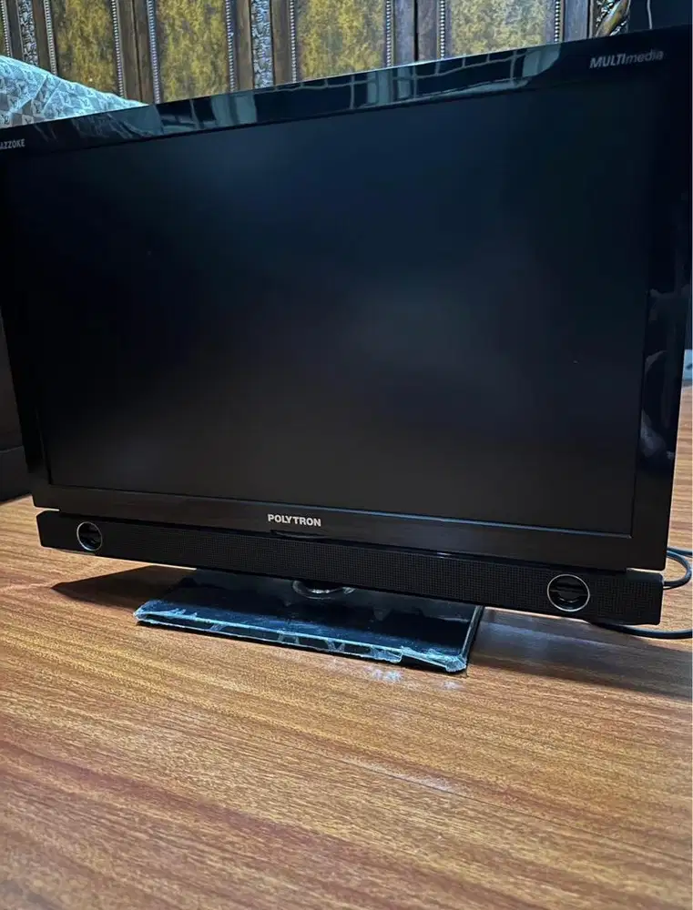 TV Polytron PLD22D900