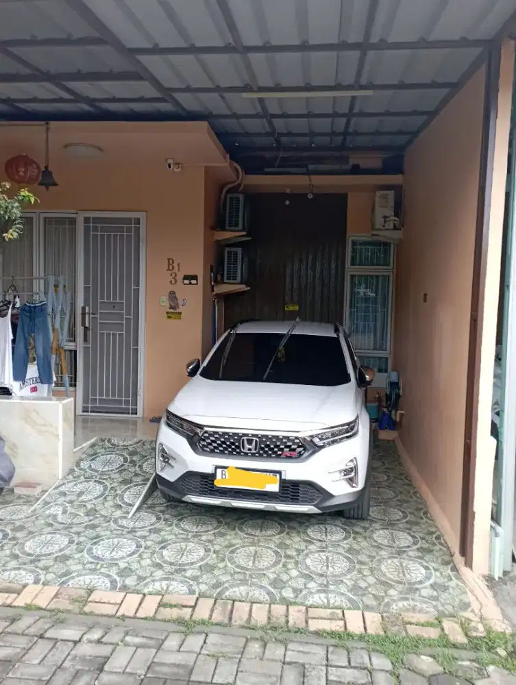 Honda WRV 2023 Gresss seperti baru