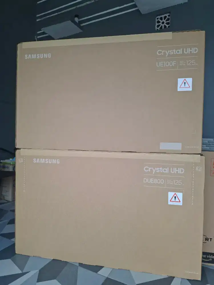 Samsung smart tv 50 inch layar 4K UHD