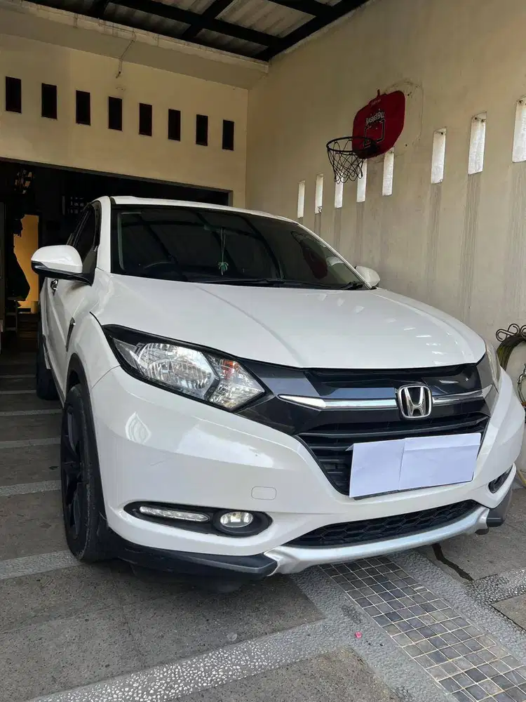 Honda HRV E-CVT Putih