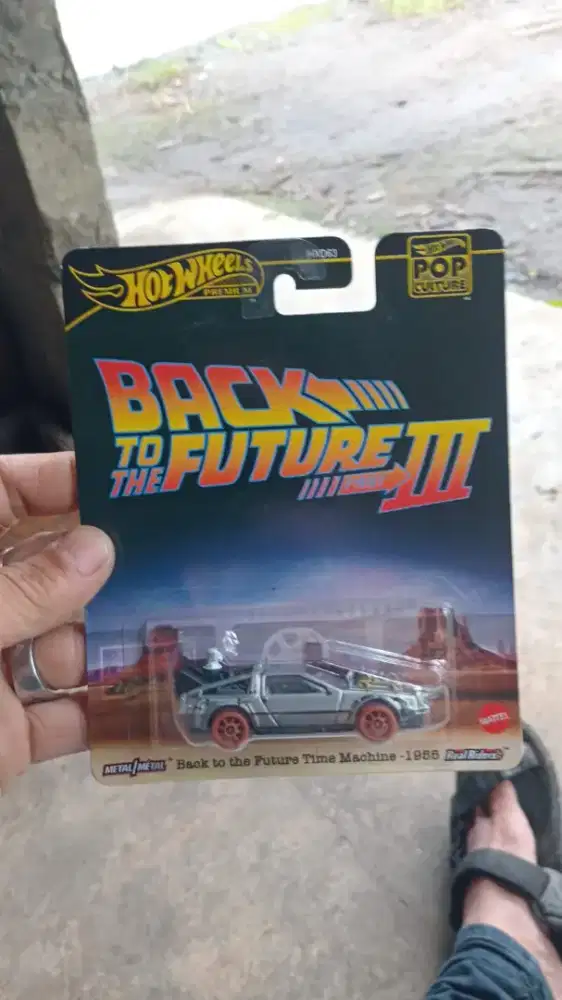 Hotwheels premium back to the future III time machine 1995