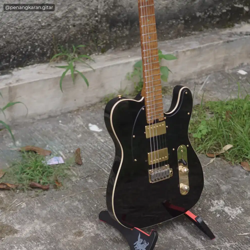 Soloking MT-1 Modern 24 HH Roasted Flame Maple Neck in Black Beauty