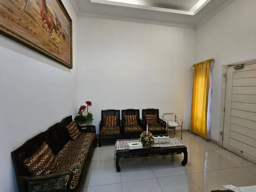 Dijual Rumah 2 Lantai Nyaman aman Siap Huni Minimalis Lokasi strategis di Komplek Muara Bandung