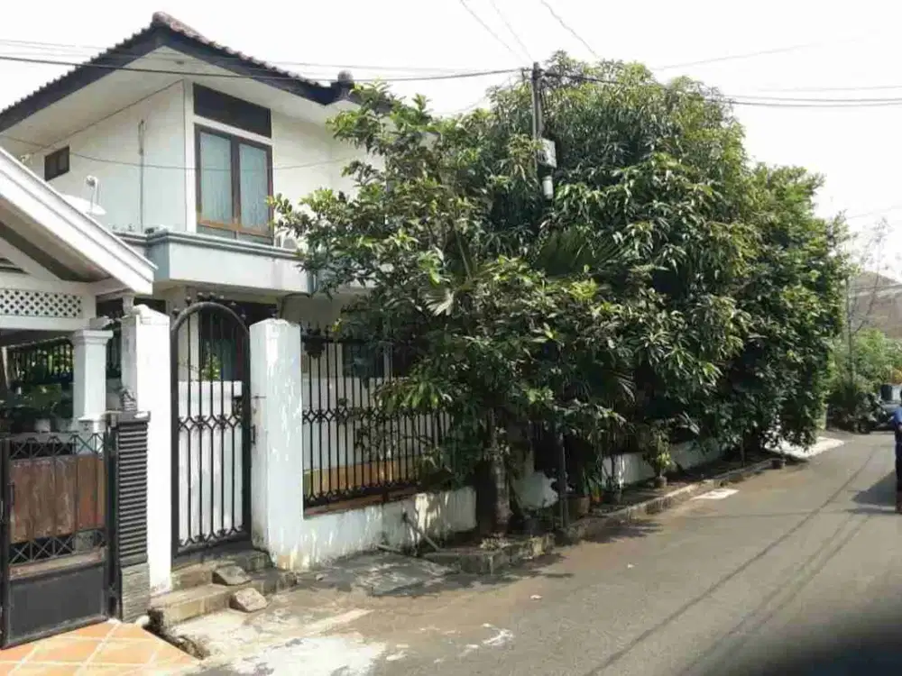 rumah mewah di taman aries meruya utara kembangam jakarta barat