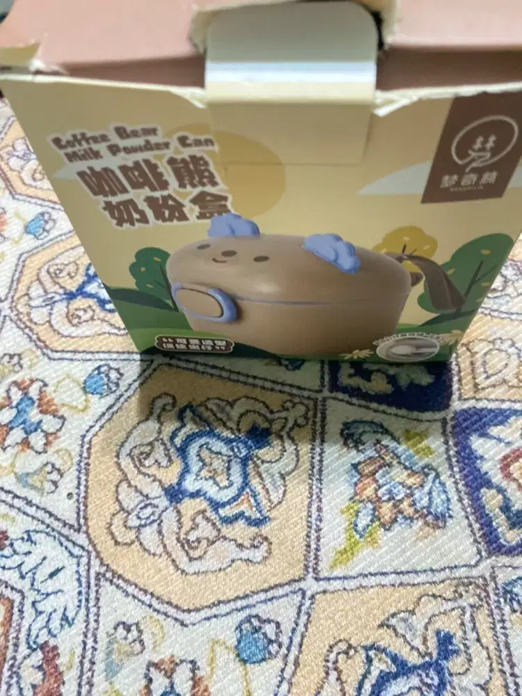 Tempat susu formula bayi