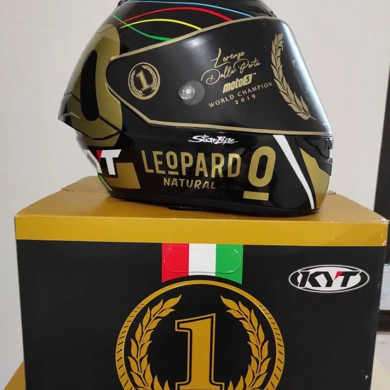 BNIB: KYT NZ Race Dalla Porta Size L Limited Edition